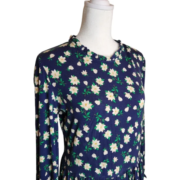 NEW Draper James Kitty Dress in Magnolia Size Medium - Picture 4 of 9